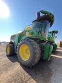 John Deere 9900