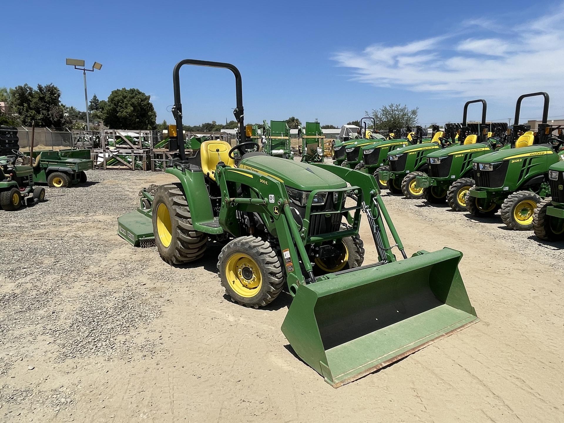 2020 John Deere 3032E