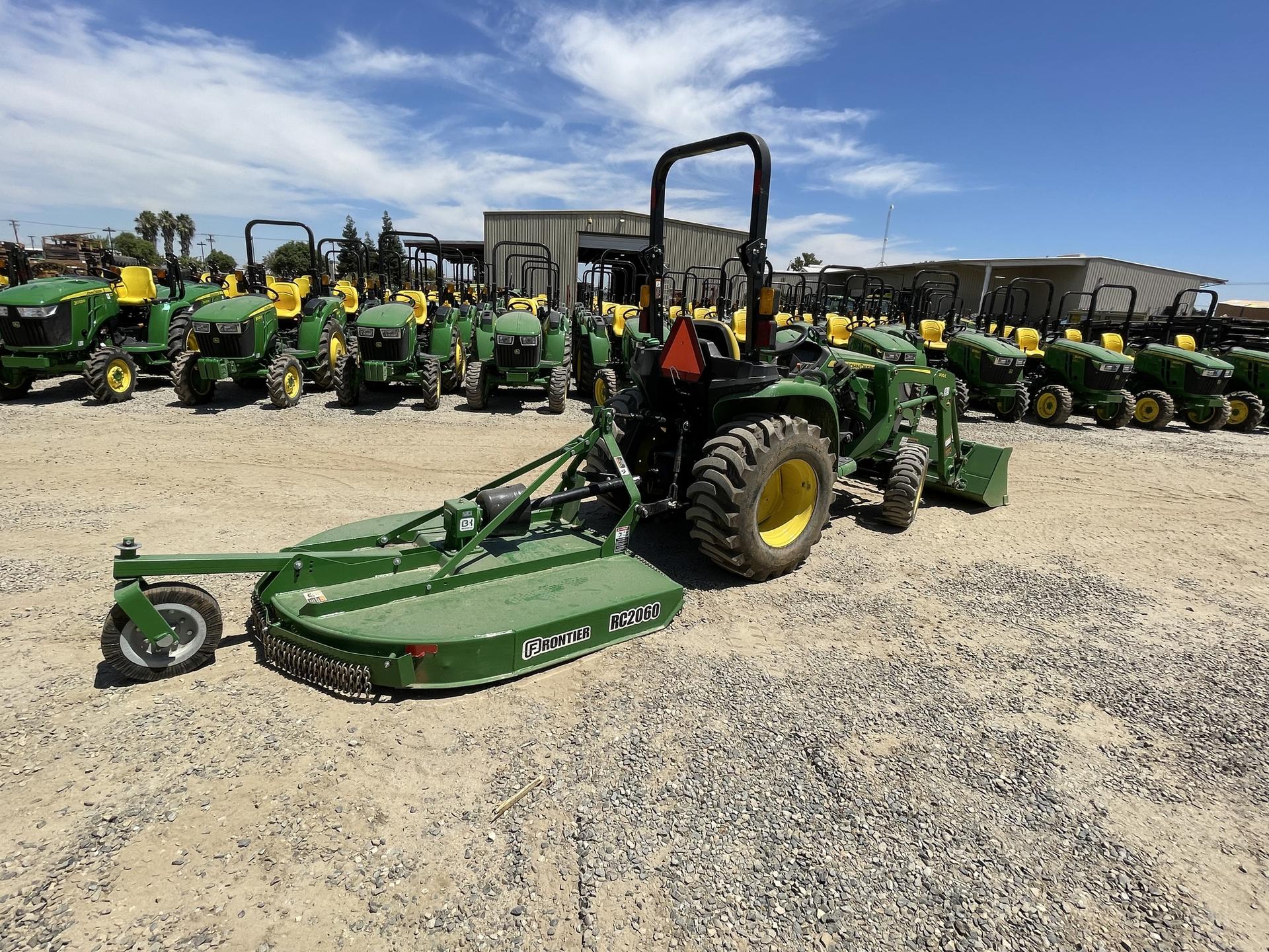 2020 John Deere 3032E