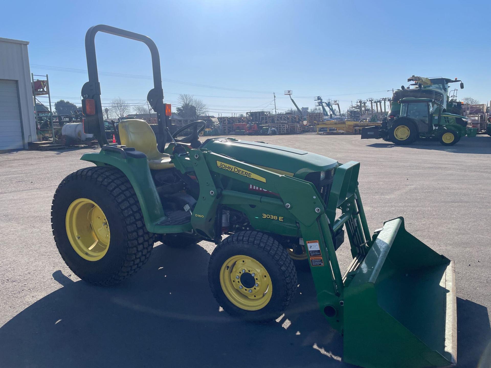 2017 John Deere 3038E Image