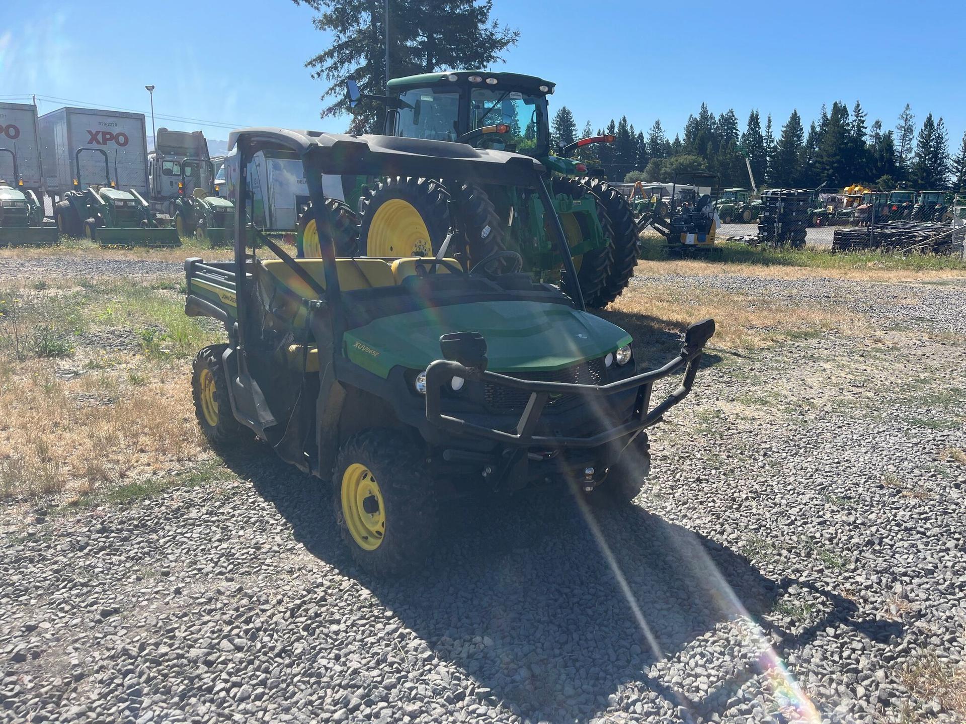 2021 John Deere XUV865E