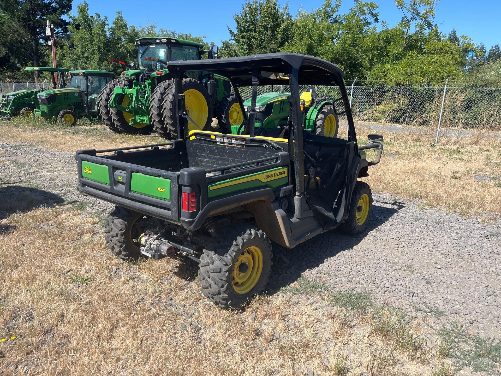 2021 John Deere XUV865E