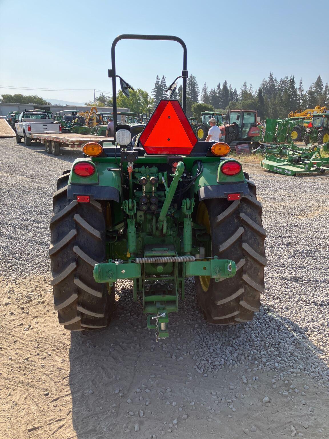 2021 John Deere 5090GN