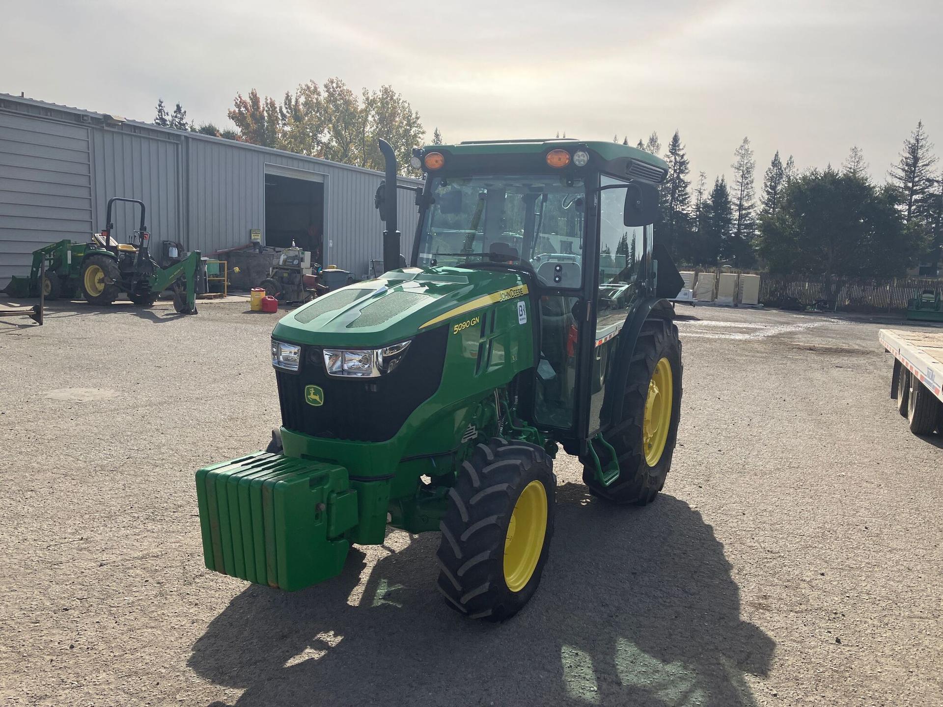 2022 John Deere 5090GN