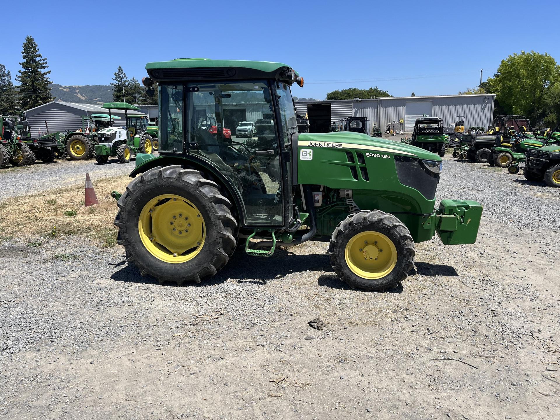 2018 John Deere 5090GN Image