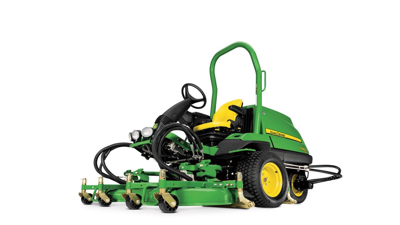 7400A TerrainCut™ Trim & Surrounds Mower